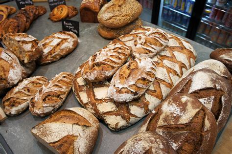 boulangerie pains bordeaux painrisien lamour louis boulangeries pièces décline grosses autant variées saveurs farines petites secs fruits